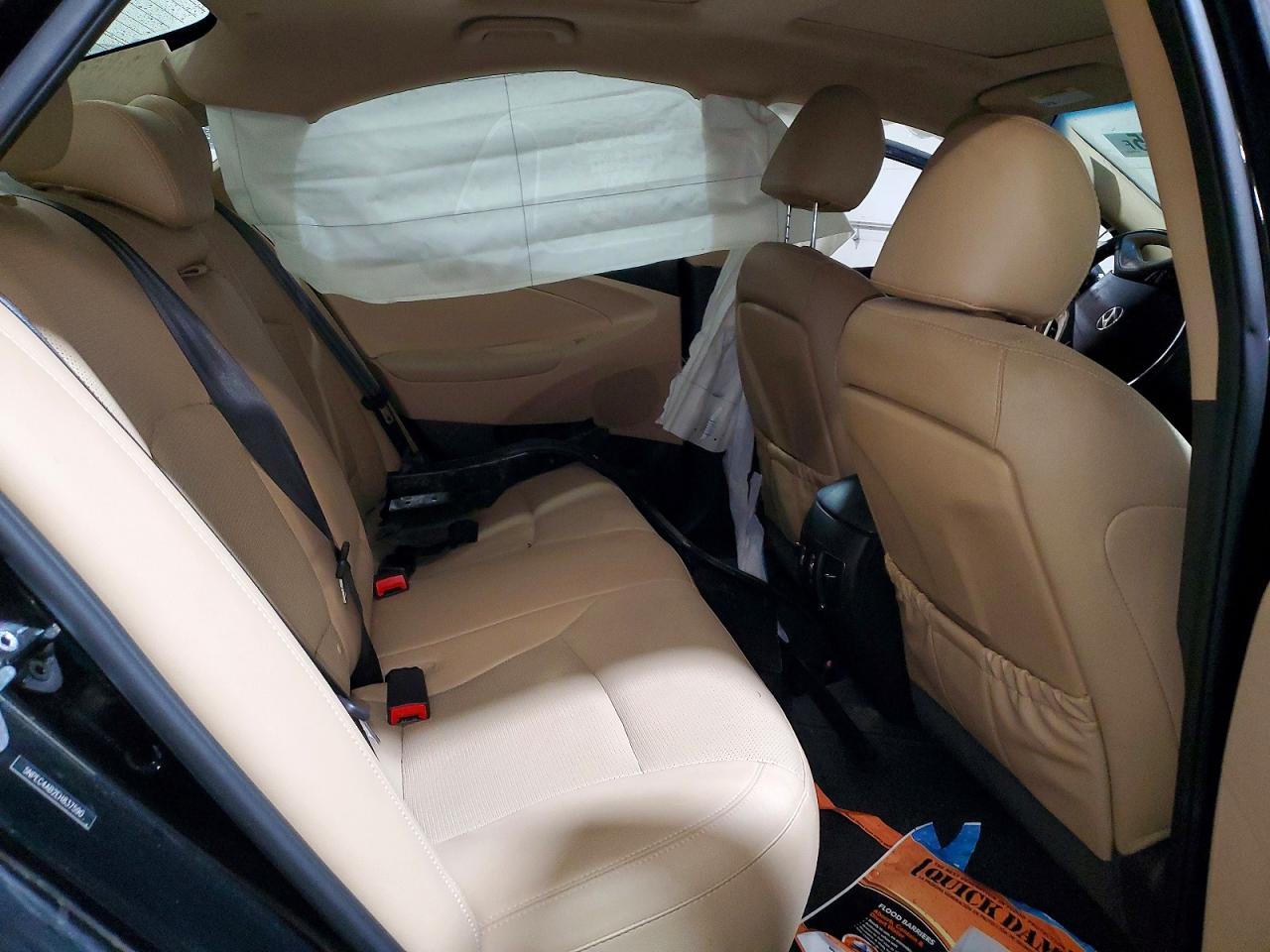 2014 HYUNDAI SONATA SE photo 10