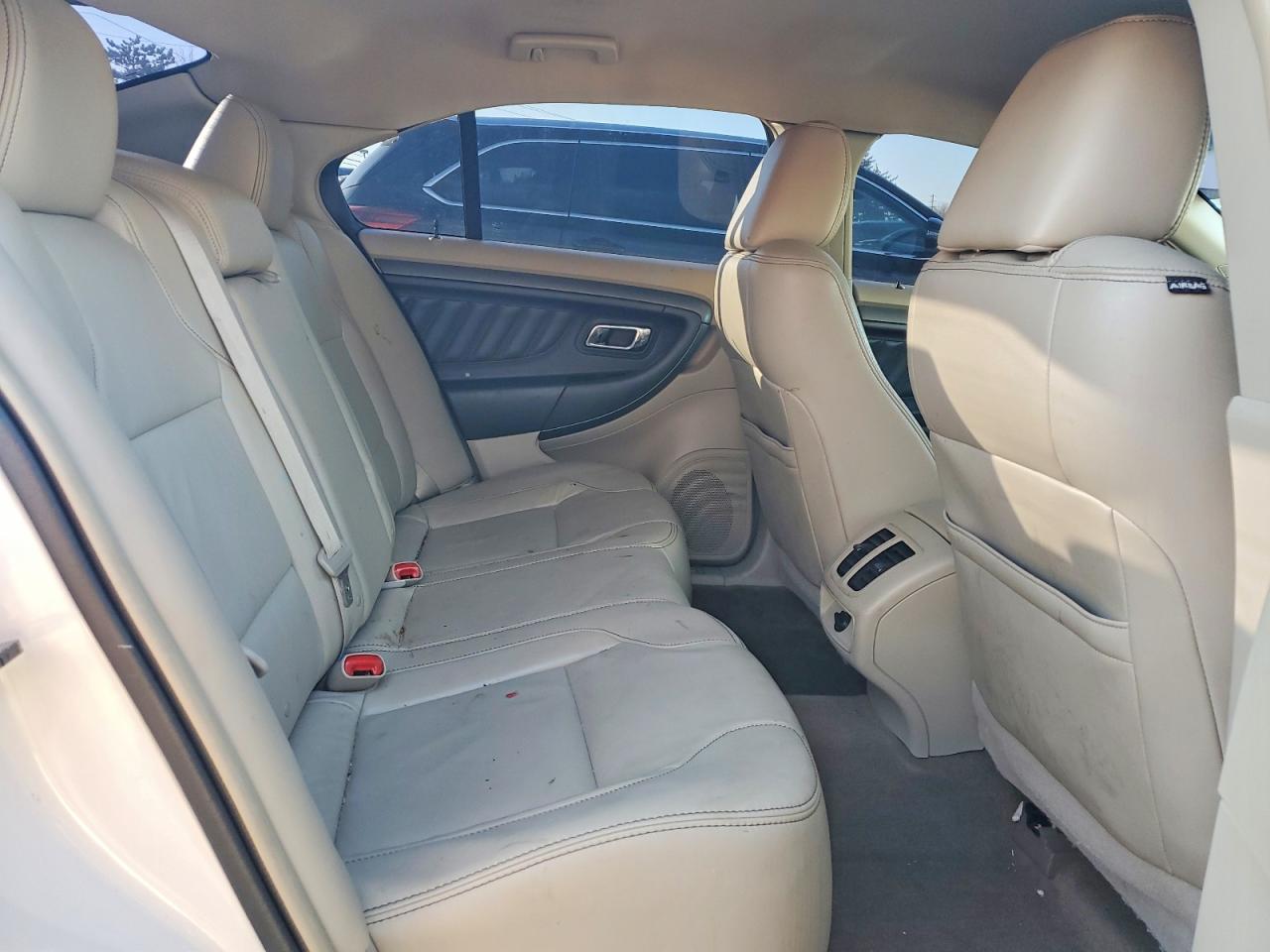 2012 FORD TAURUS SEL photo 10