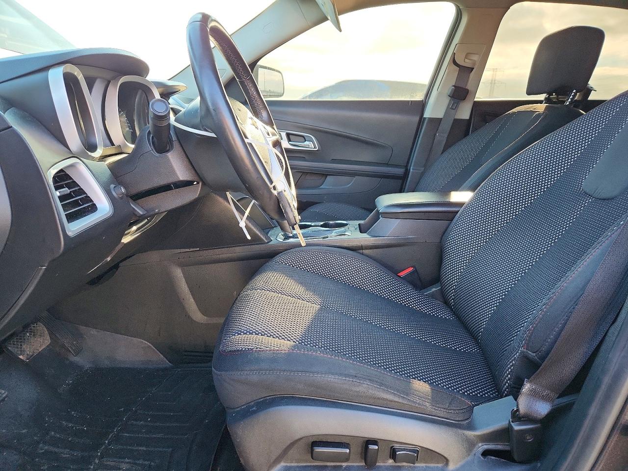 2015 CHEVROLET EQUINOX LT photo 13