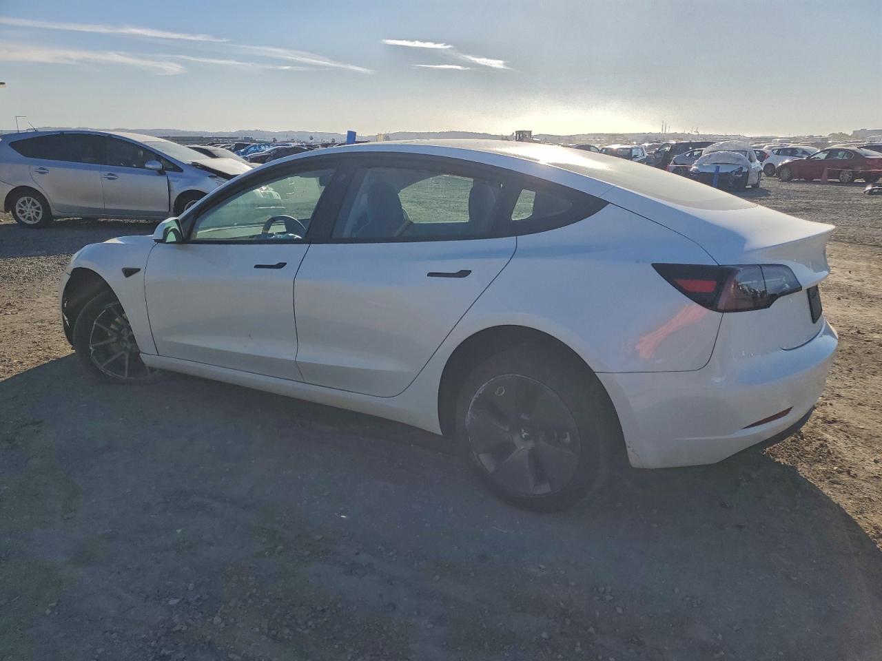 2023 TESLA MODEL 3 photo 3