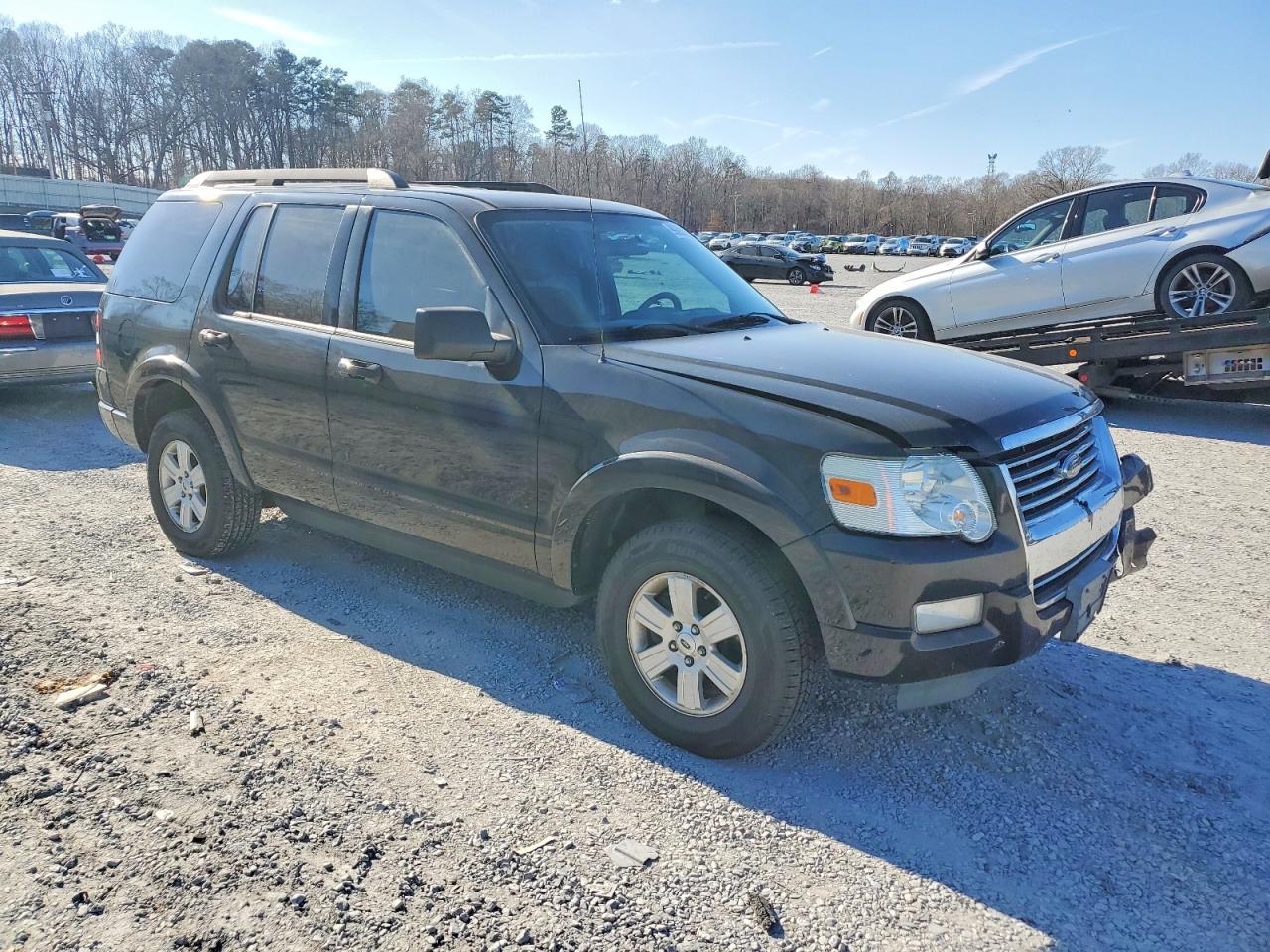 2010 FORD EXPLORER XLT photo 4
