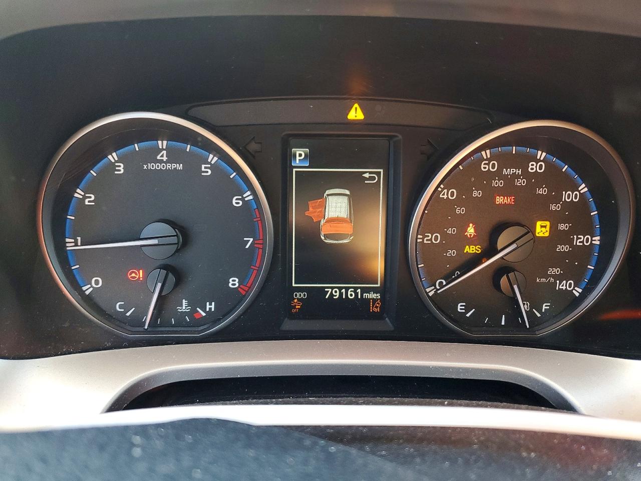 2018 TOYOTA RAV4 LE photo 9