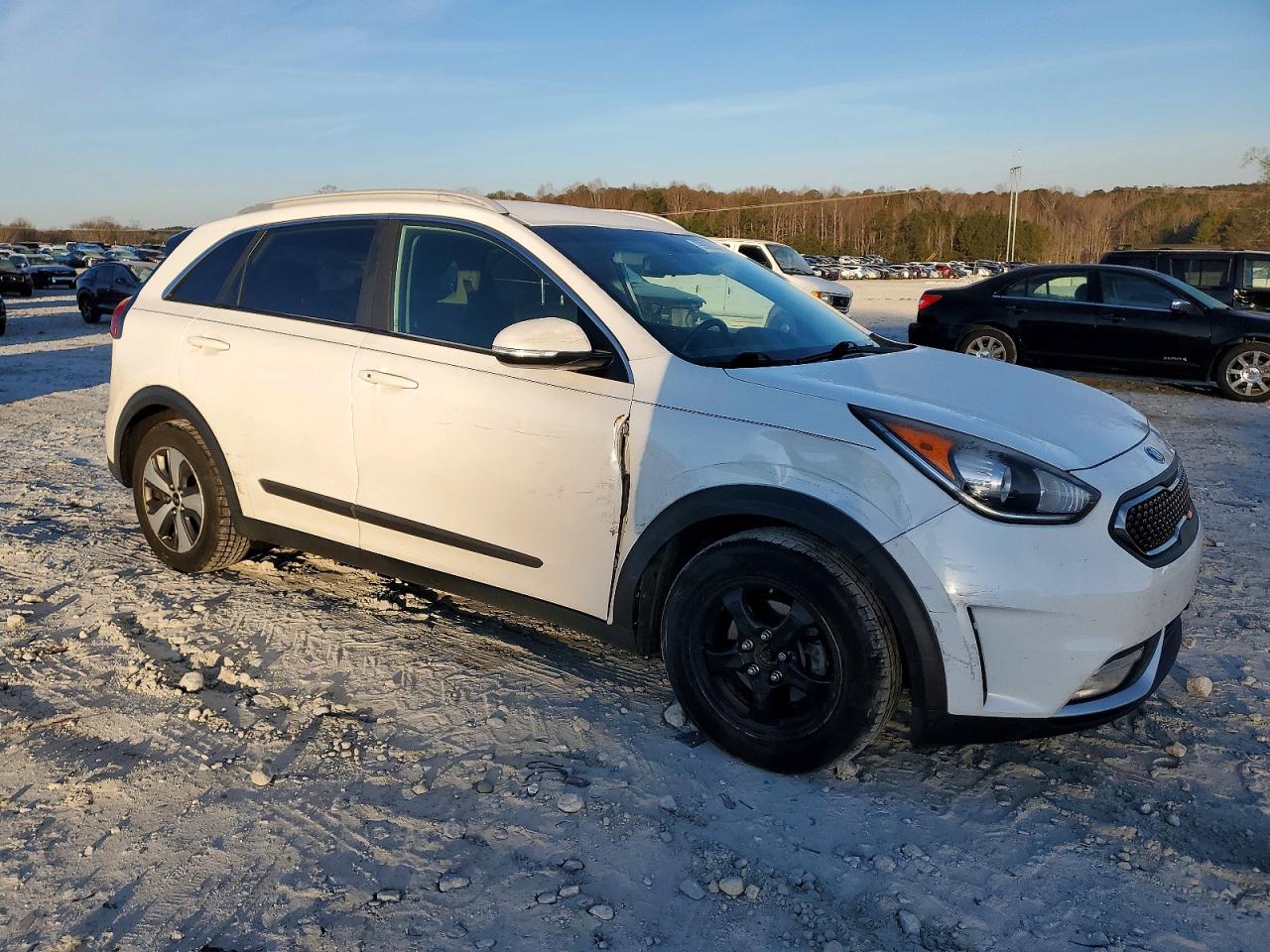 2017 KIA NIRO EX photo 4