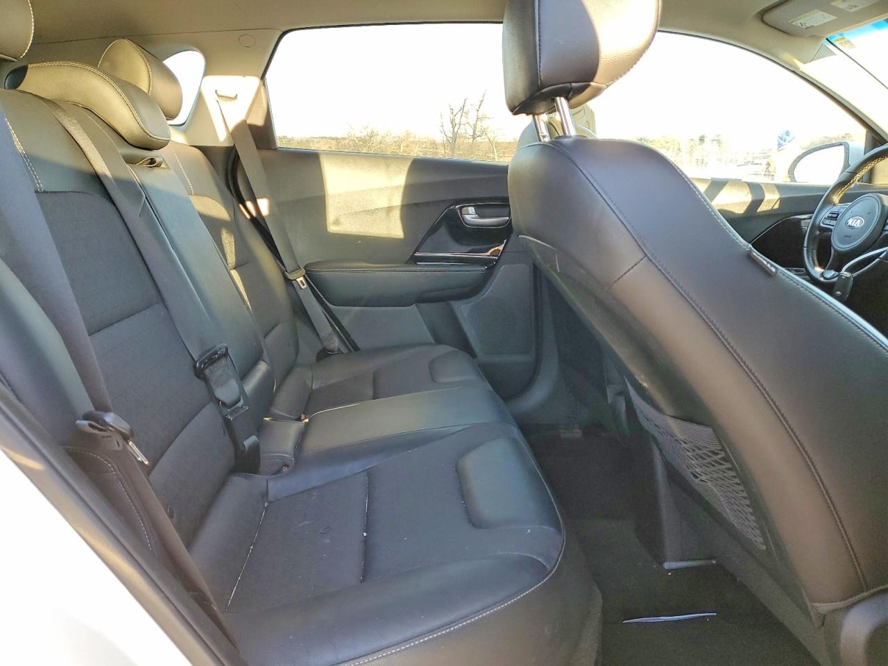 2017 KIA NIRO EX photo 11