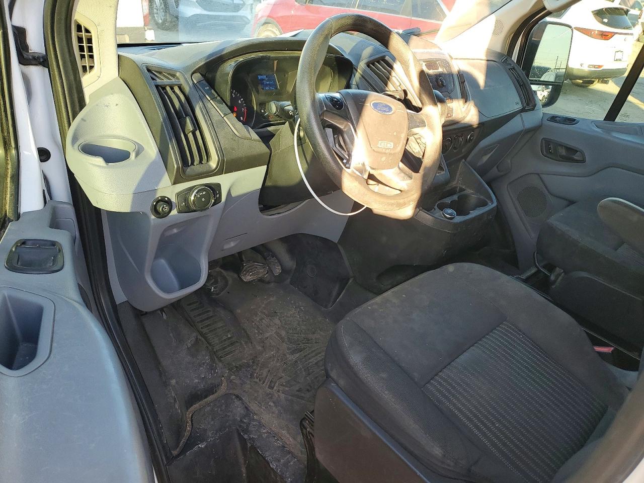 2018 FORD TRANSIT T-150 photo 8