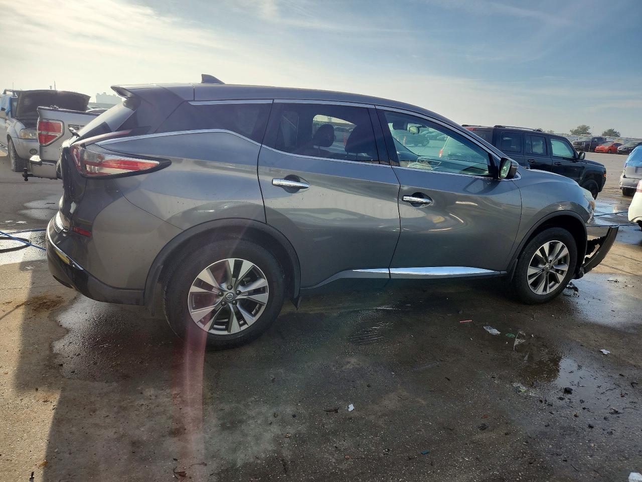 2018 NISSAN MURANO S photo 5
