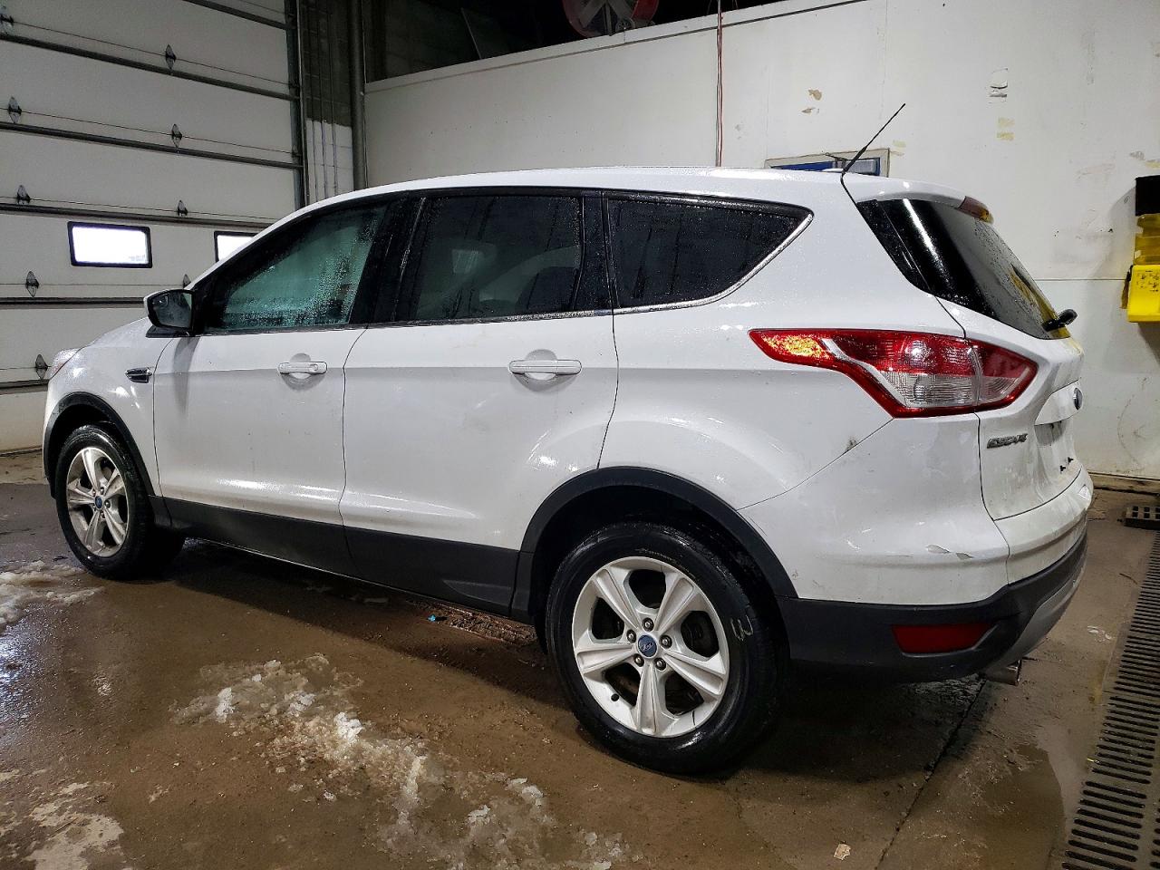 2013 FORD ESCAPE SE photo 4
