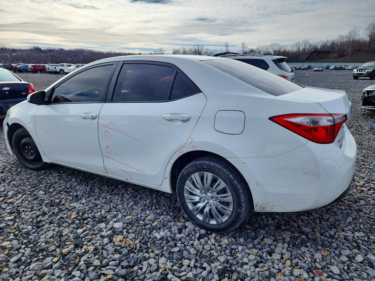 2014 TOYOTA COROLLA L photo 2