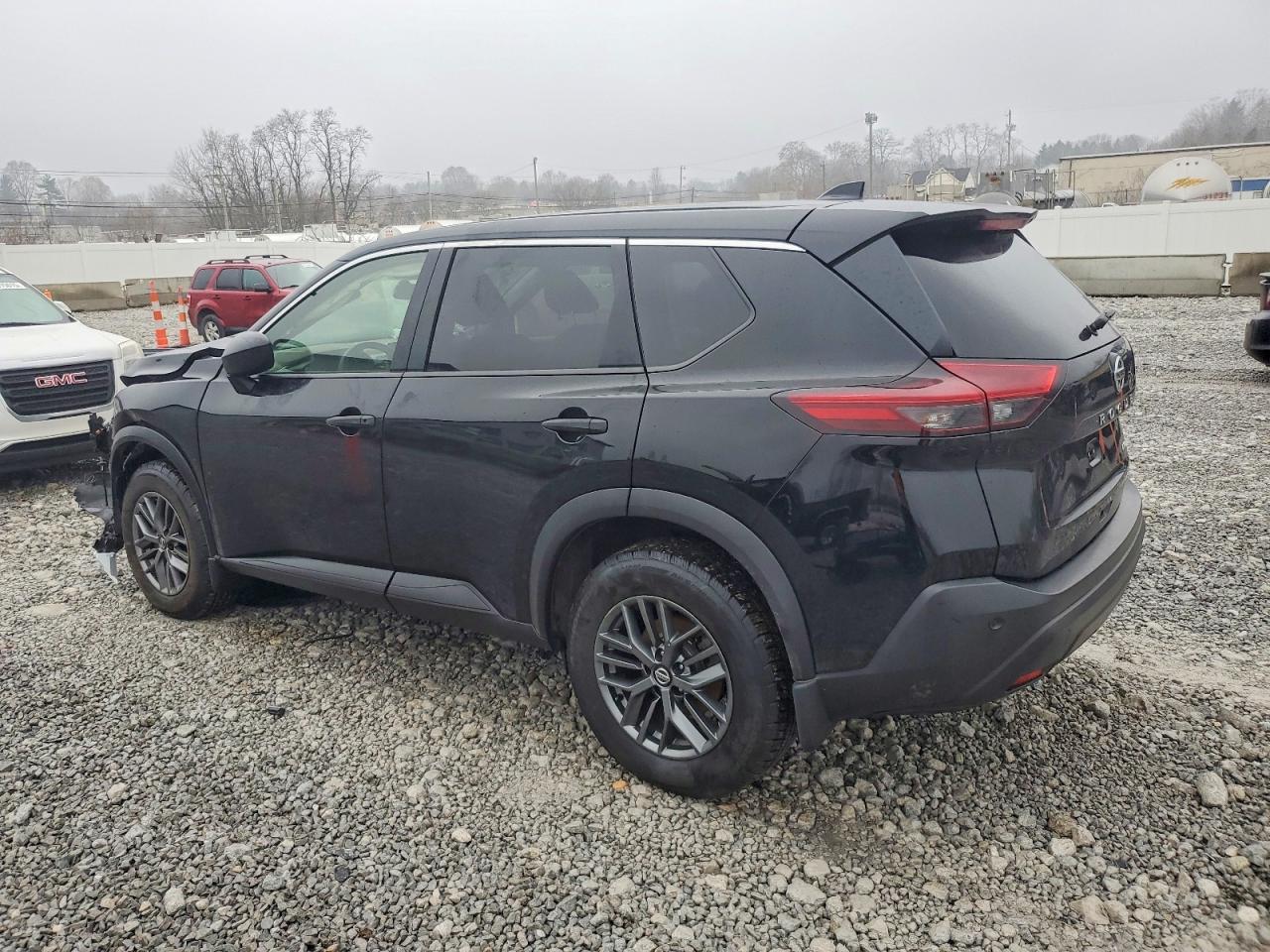 2021 NISSAN ROGUE S photo 2