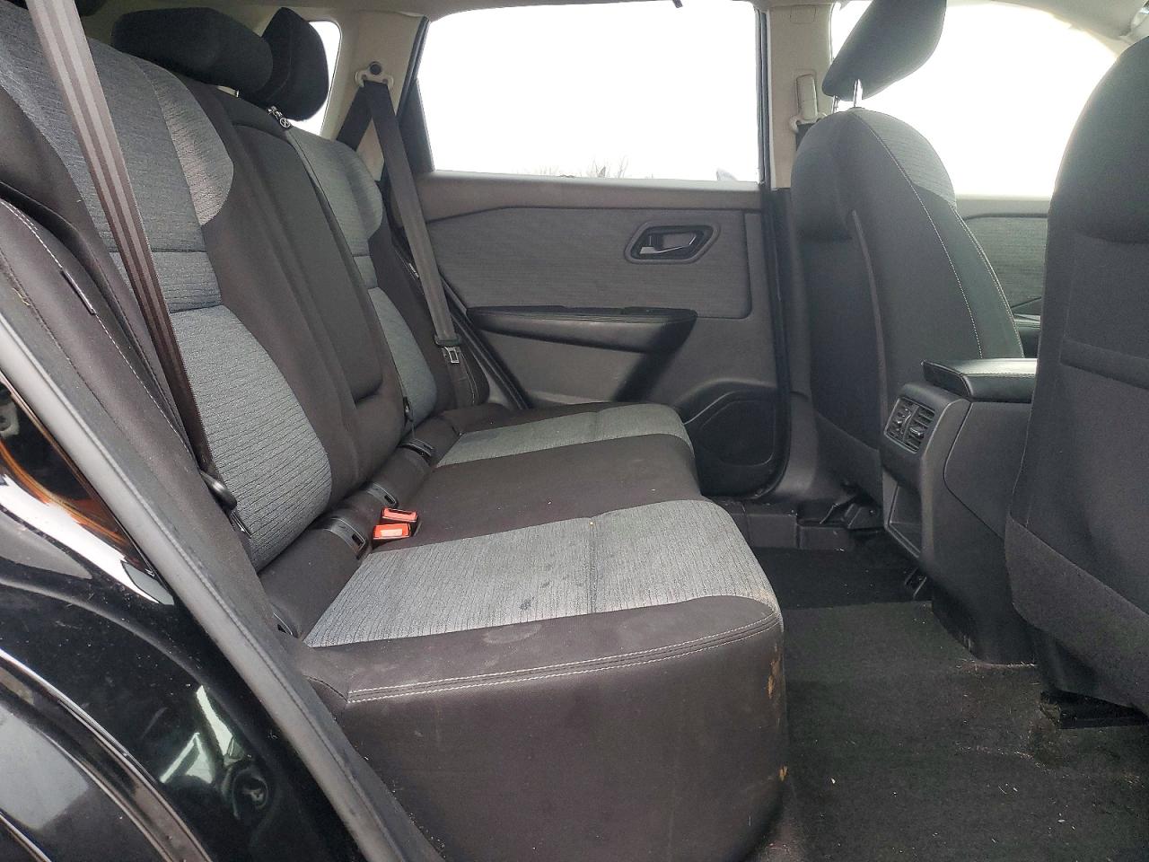 2021 NISSAN ROGUE S photo 11
