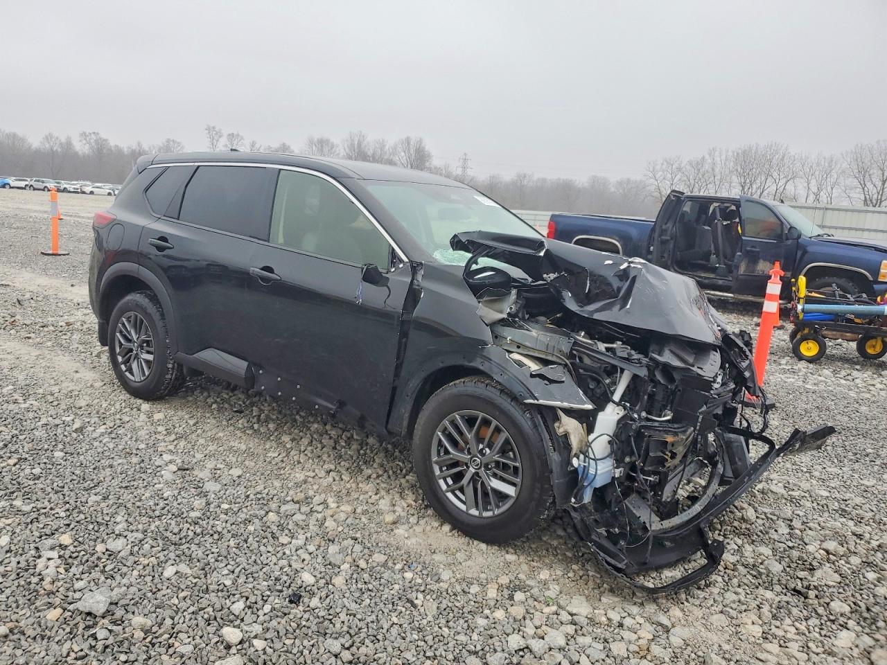 2021 NISSAN ROGUE S photo 4