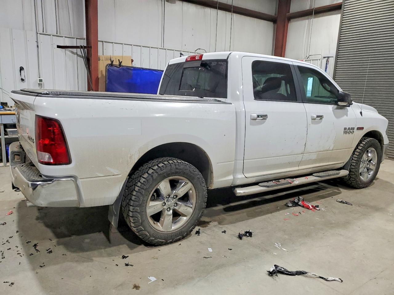 2018 RAM 1500 SLT photo 5