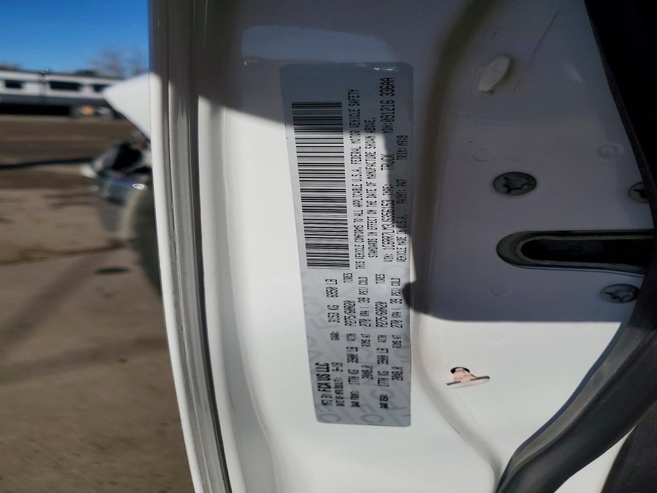 2018 RAM 1500 SLT photo 23