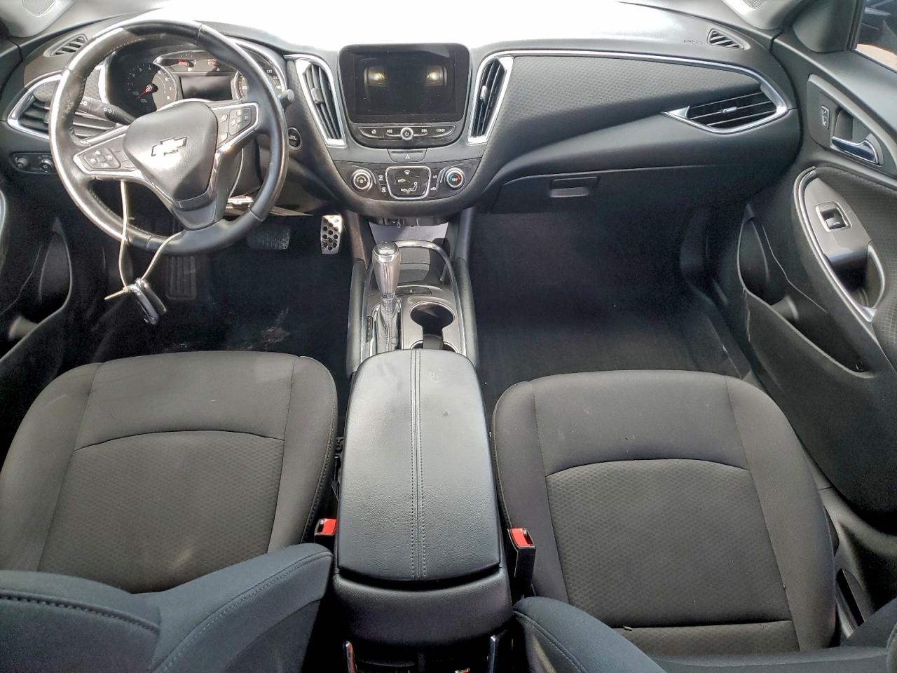 2016 CHEVROLET MALIBU LT photo 8