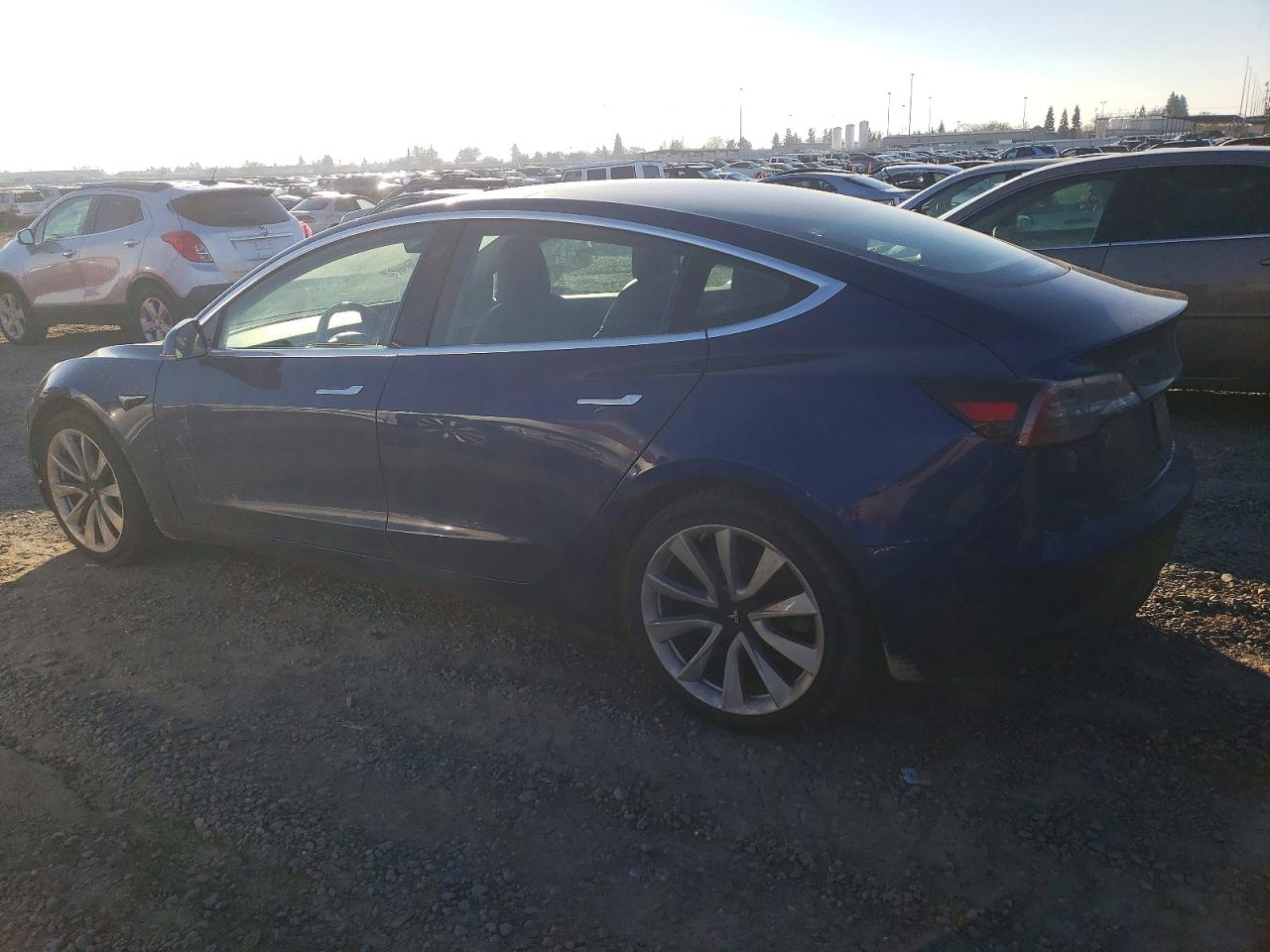 2020 TESLA MODEL 3 photo 3
