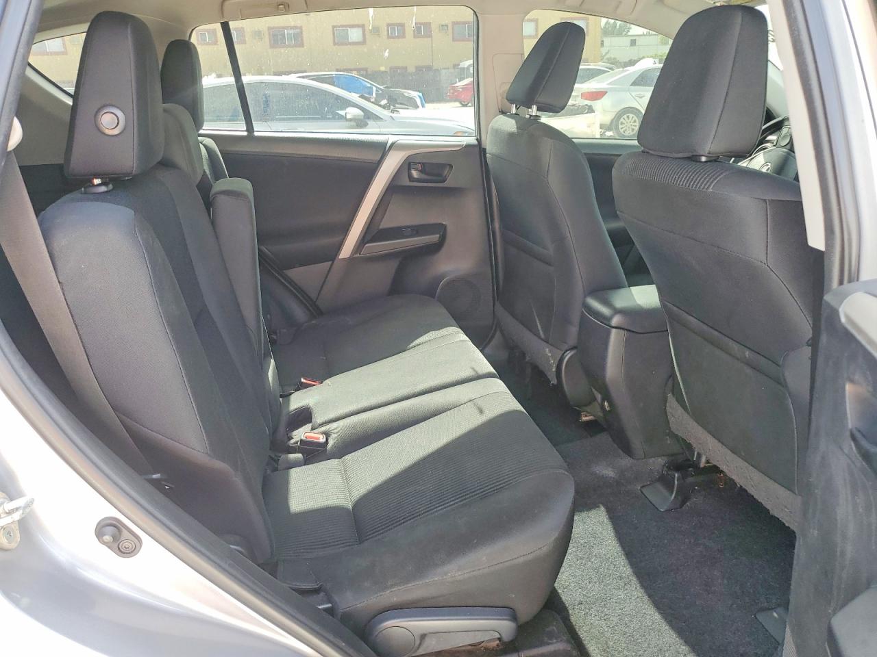 2017 TOYOTA RAV4 LE photo 10