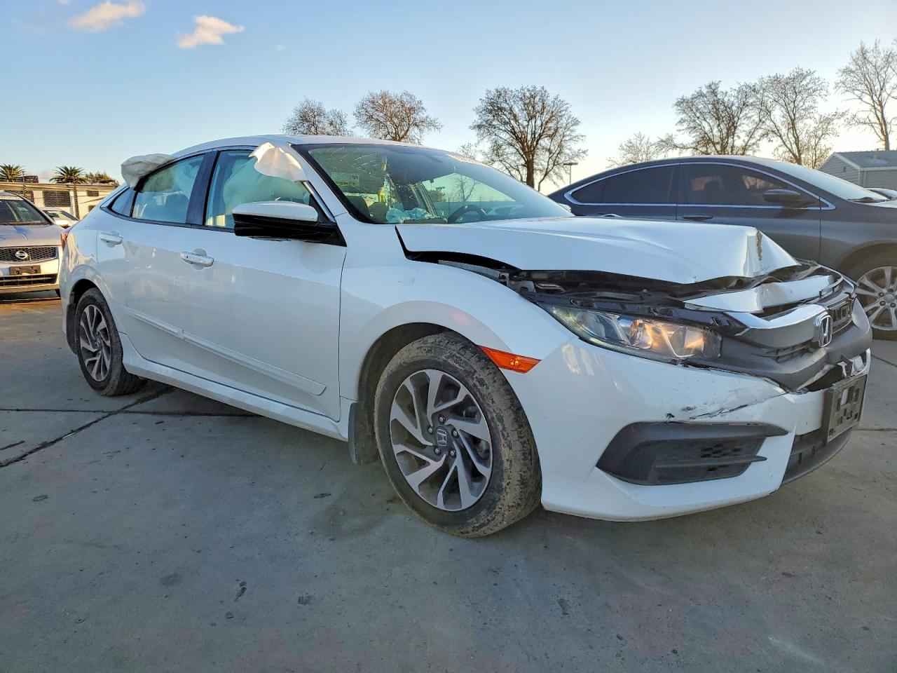 2016 HONDA CIVIC EX photo 4