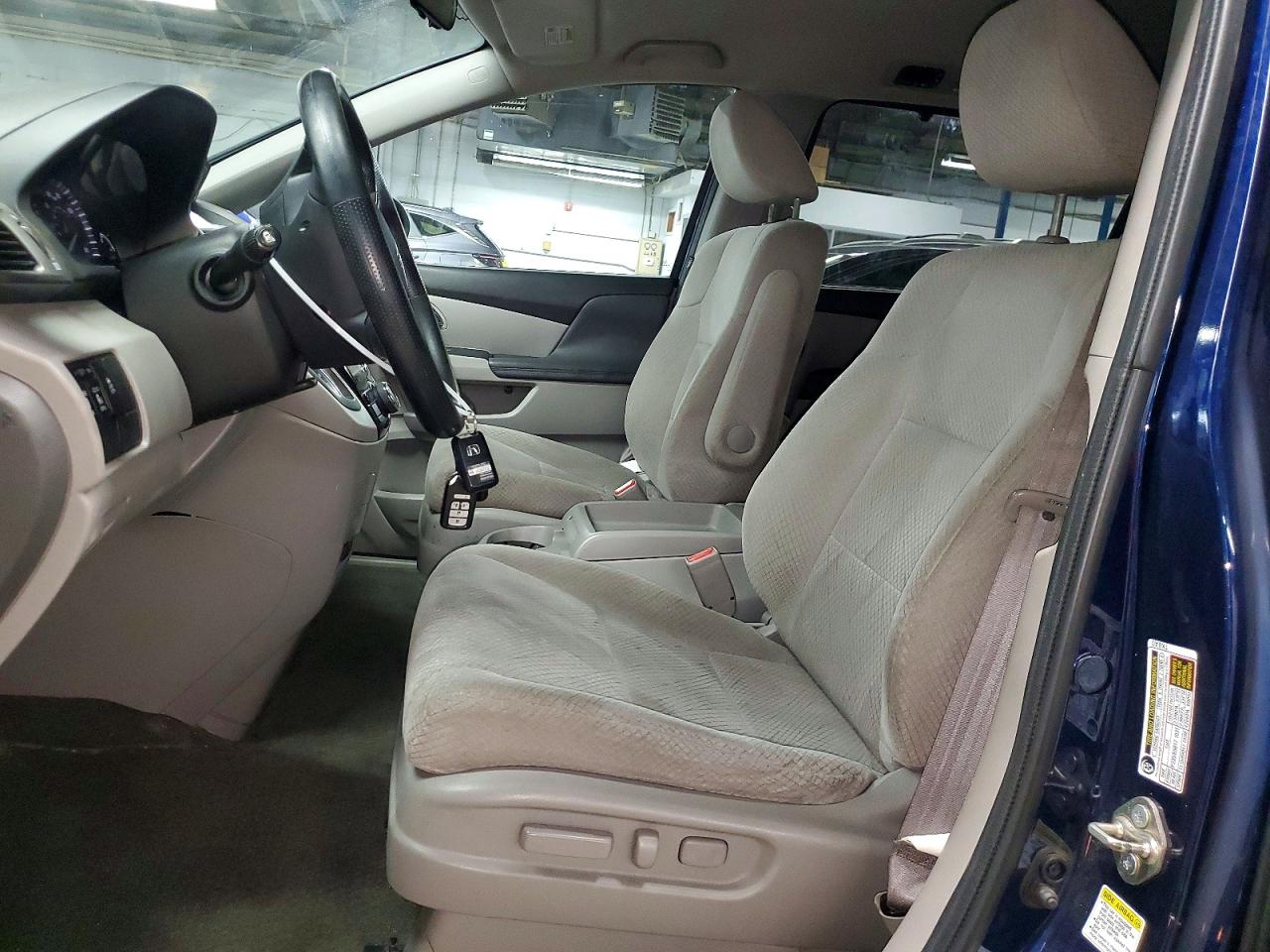 2016 HONDA ODYSSEY EX photo 7