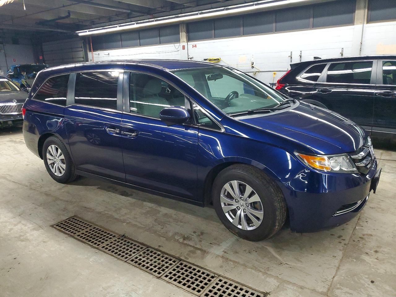 2016 HONDA ODYSSEY EX photo 4