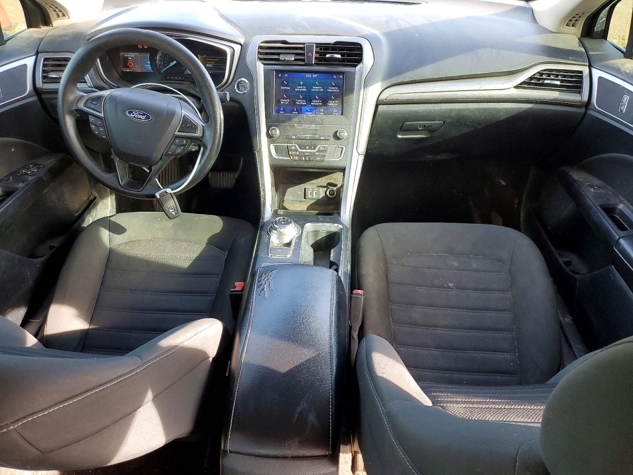 2020 FORD FUSION SE photo 8