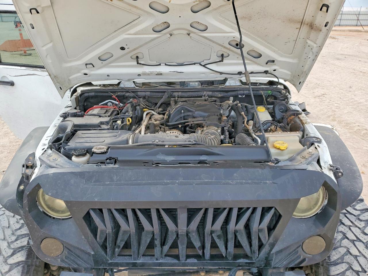 2018 JEEP WRANGLER SPORT photo 11