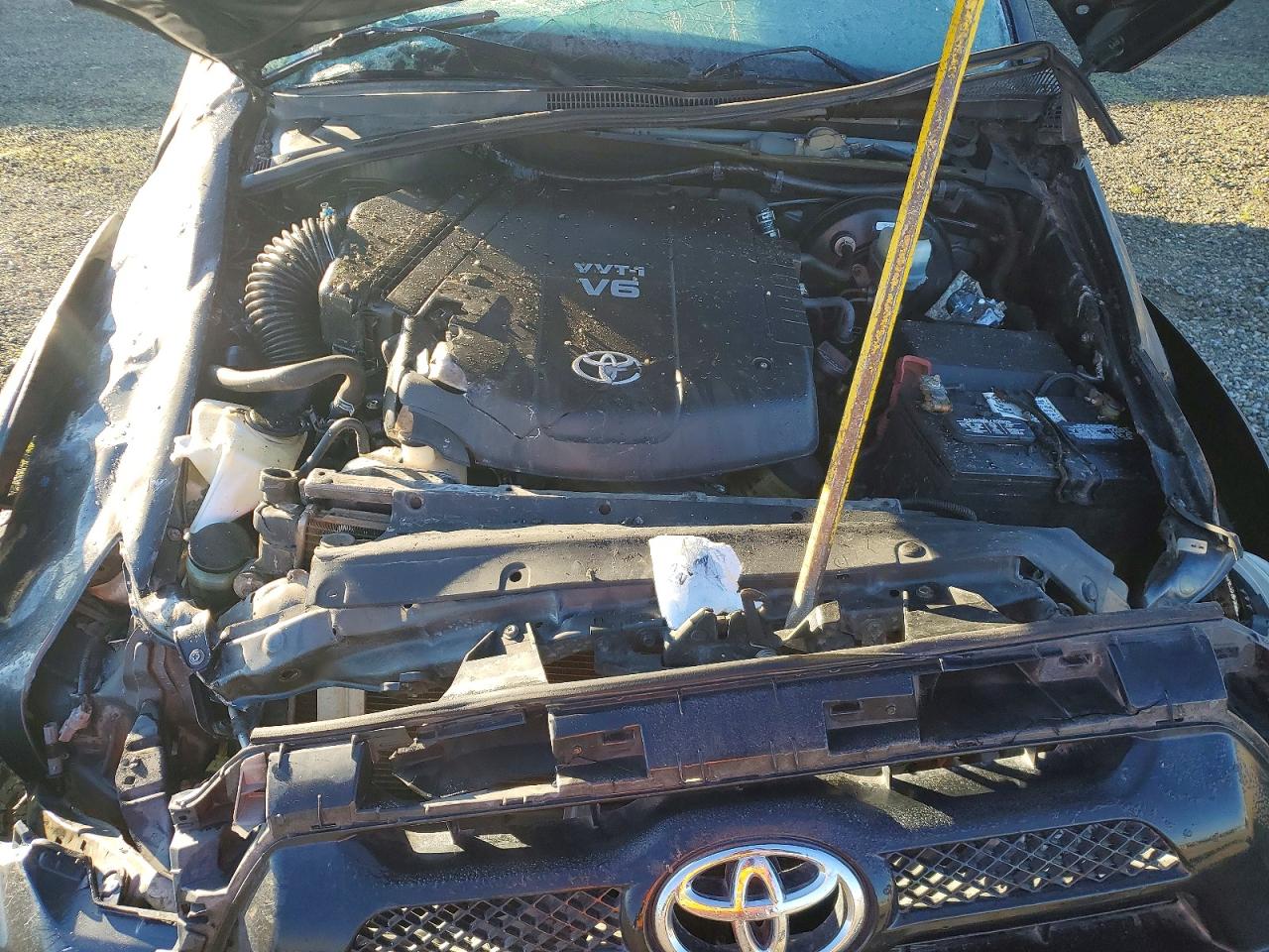 2012 TOYOTA TACOMA photo 11