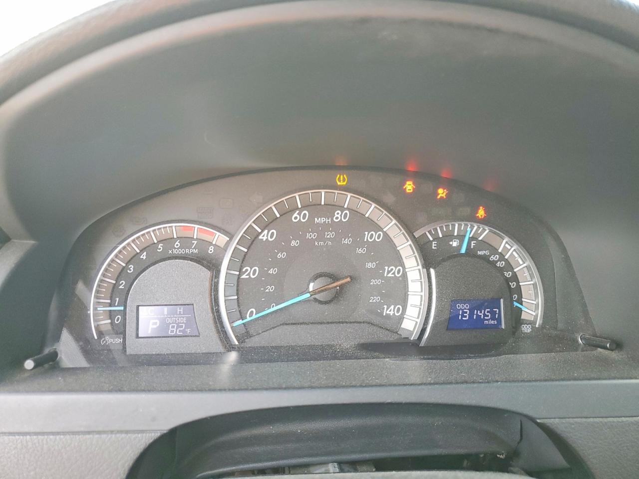2013 TOYOTA CAMRY L photo 9