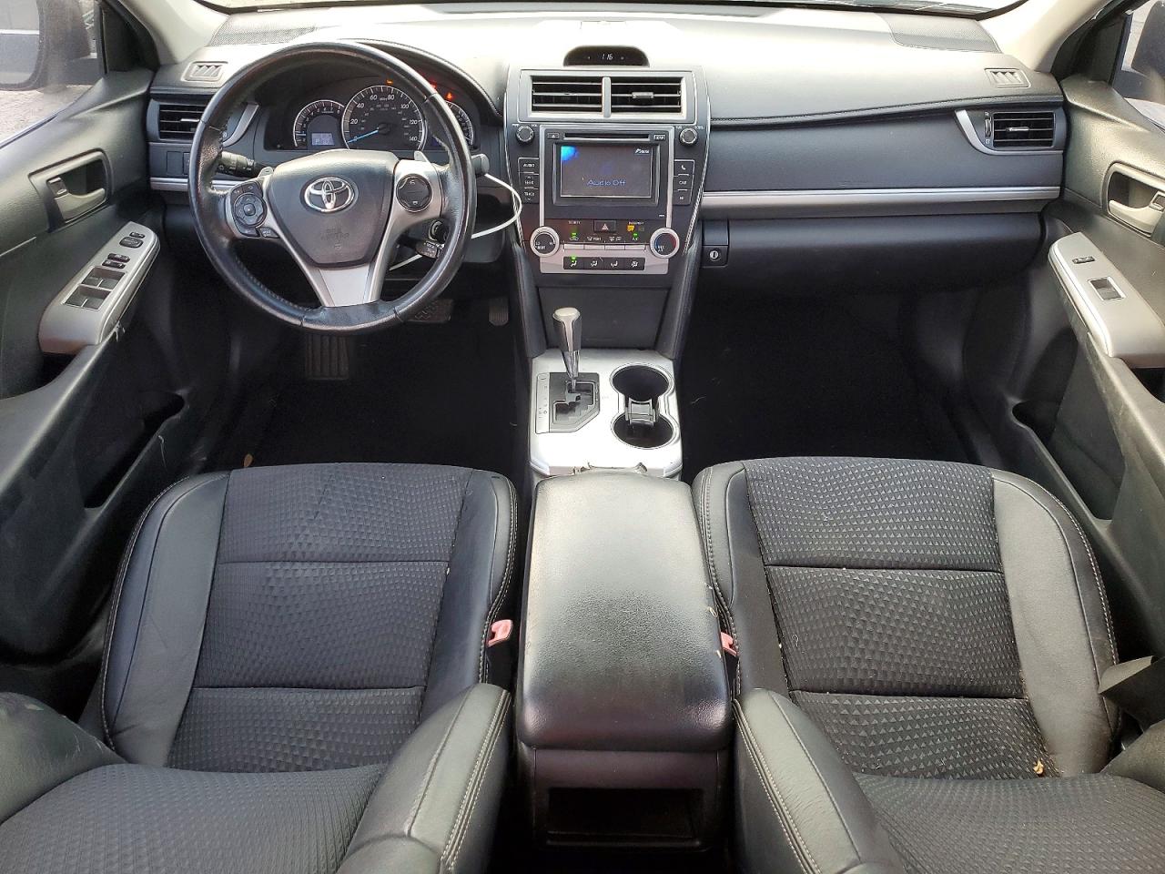 2013 TOYOTA CAMRY L photo 8