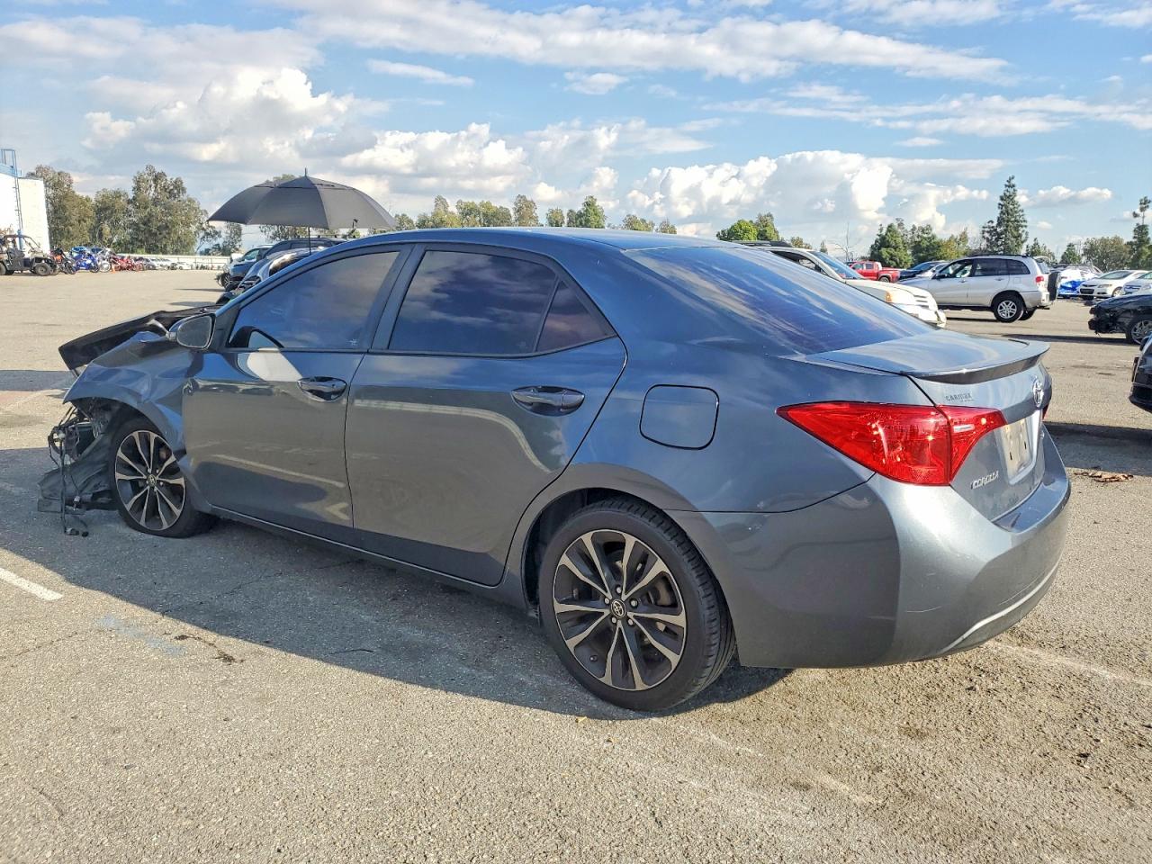 2017 TOYOTA COROLLA L photo 2