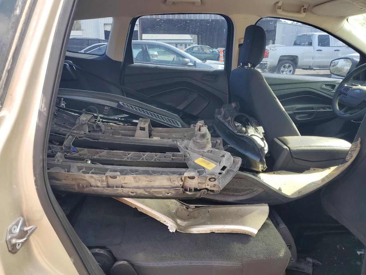 2018 FORD ESCAPE S photo 10