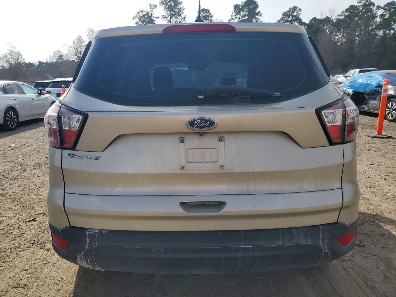 2018 FORD ESCAPE S photo 6