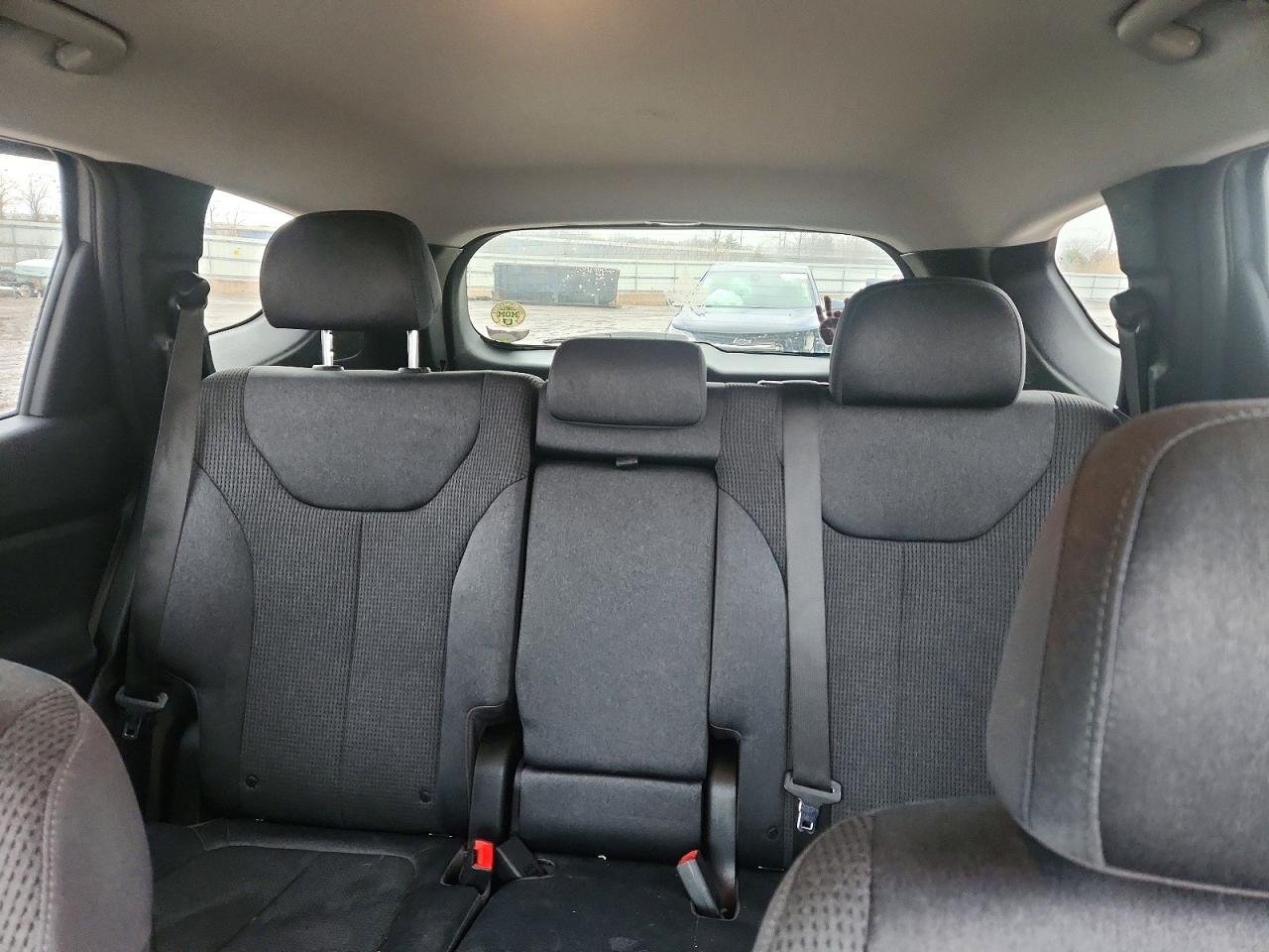 2019 HYUNDAI SANTA FE SEL photo 10