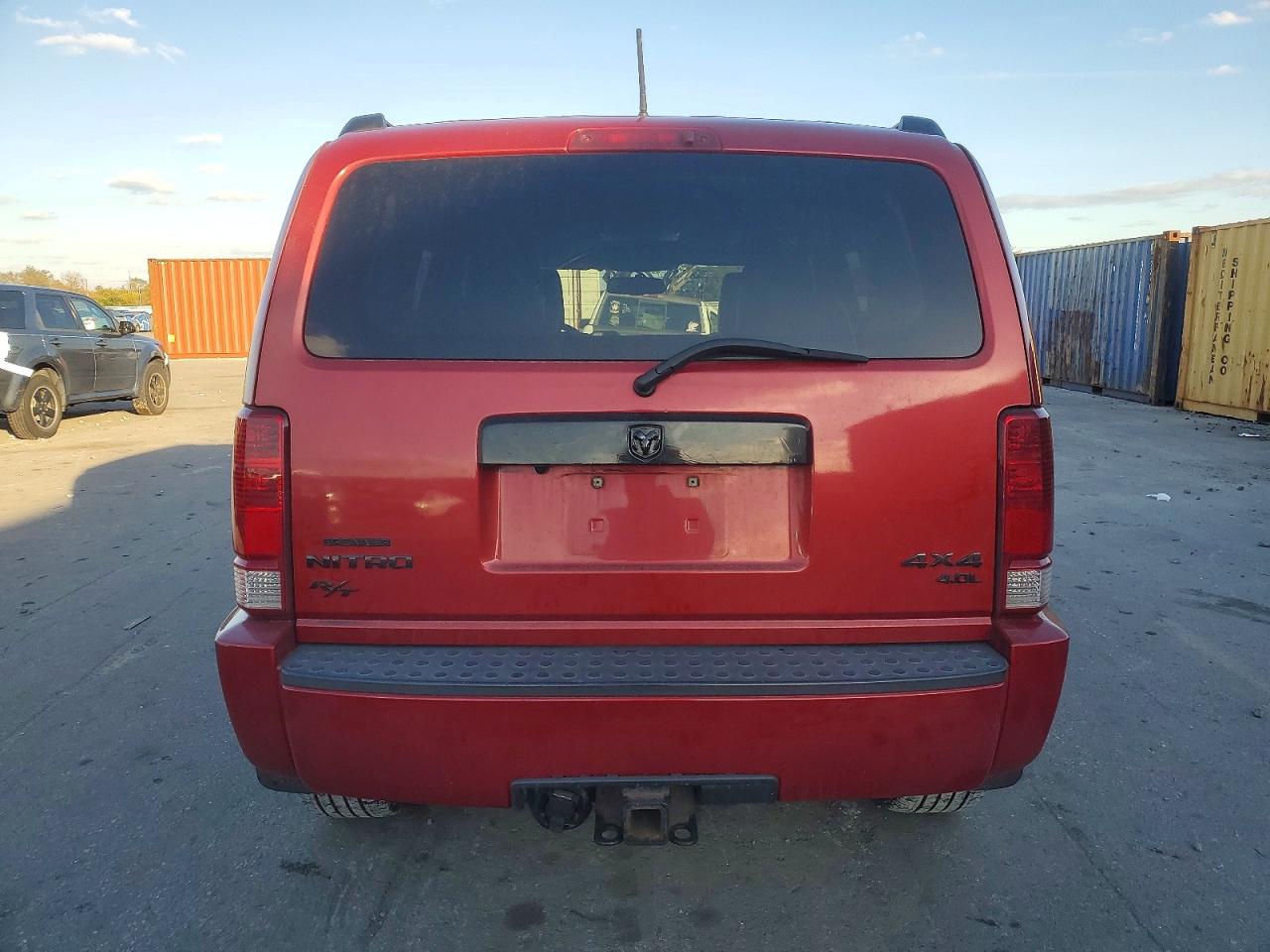 2007 DODGE NITRO R/T photo 6
