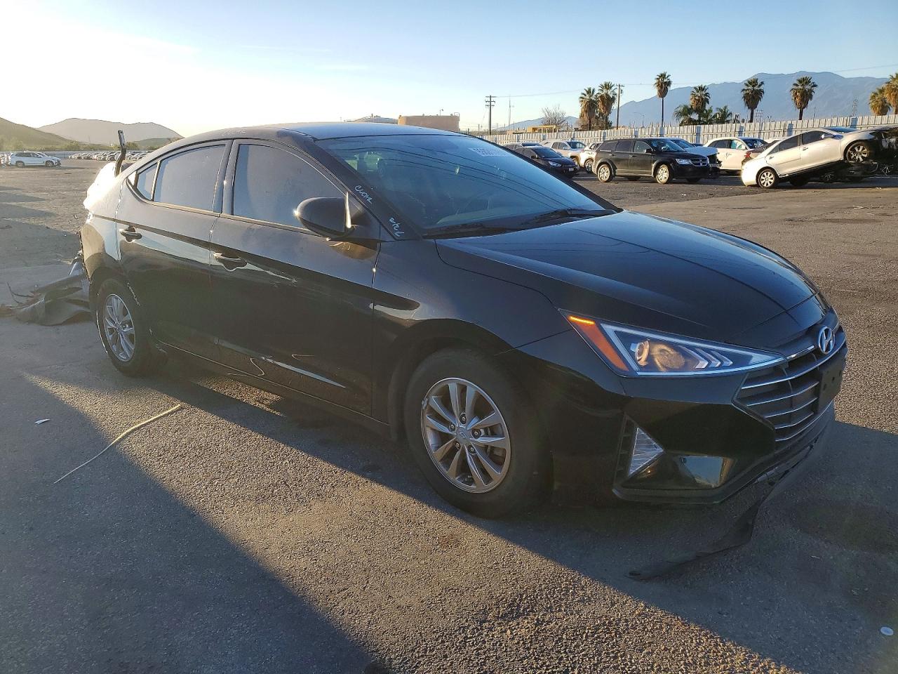 2019 HYUNDAI ELANTRA ECO photo 4