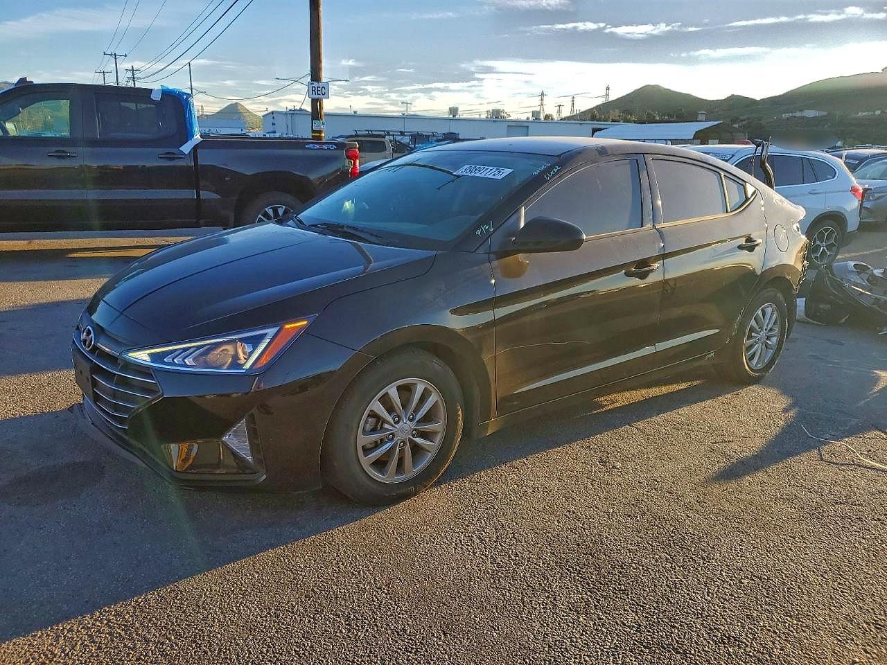 2019 HYUNDAI ELANTRA