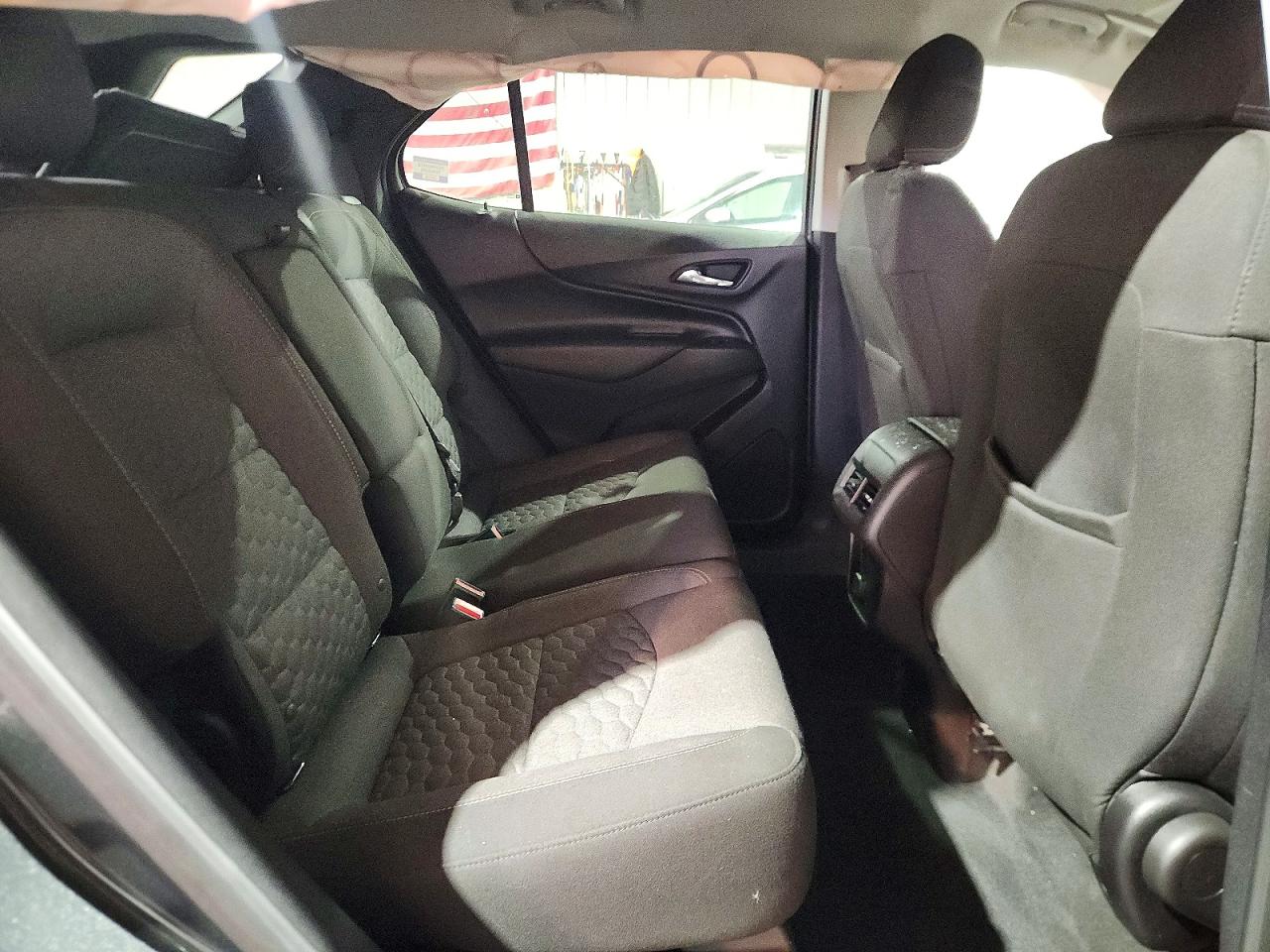 2018 CHEVROLET EQUINOX photo 11