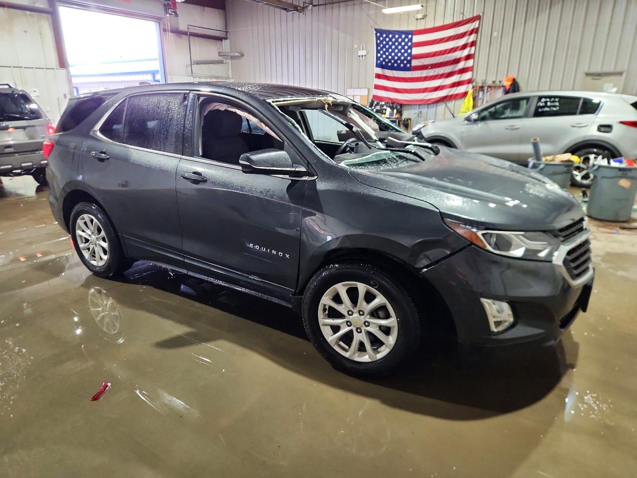2018 CHEVROLET EQUINOX photo 4