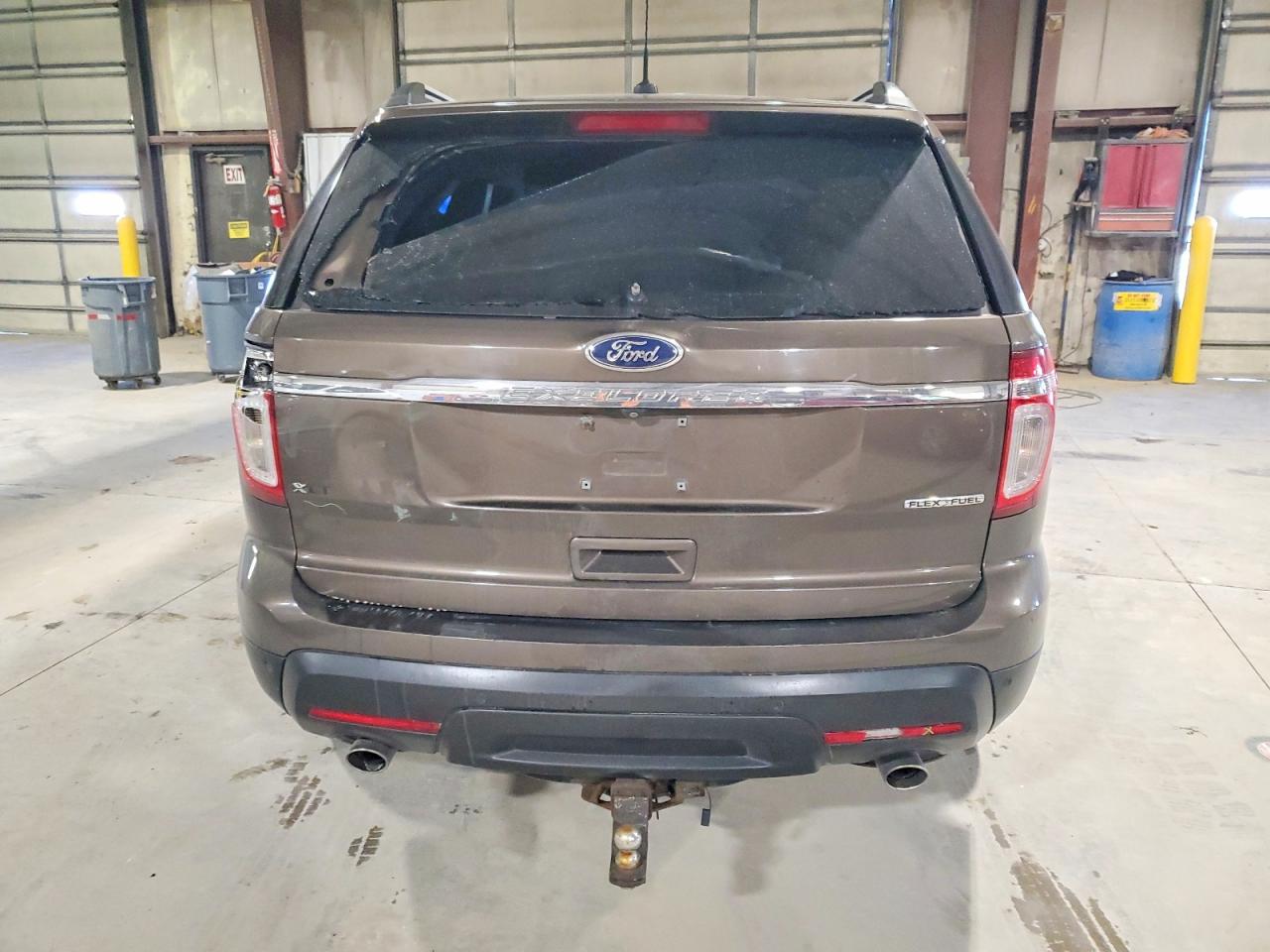 2015 FORD EXPLORER XLT photo 6