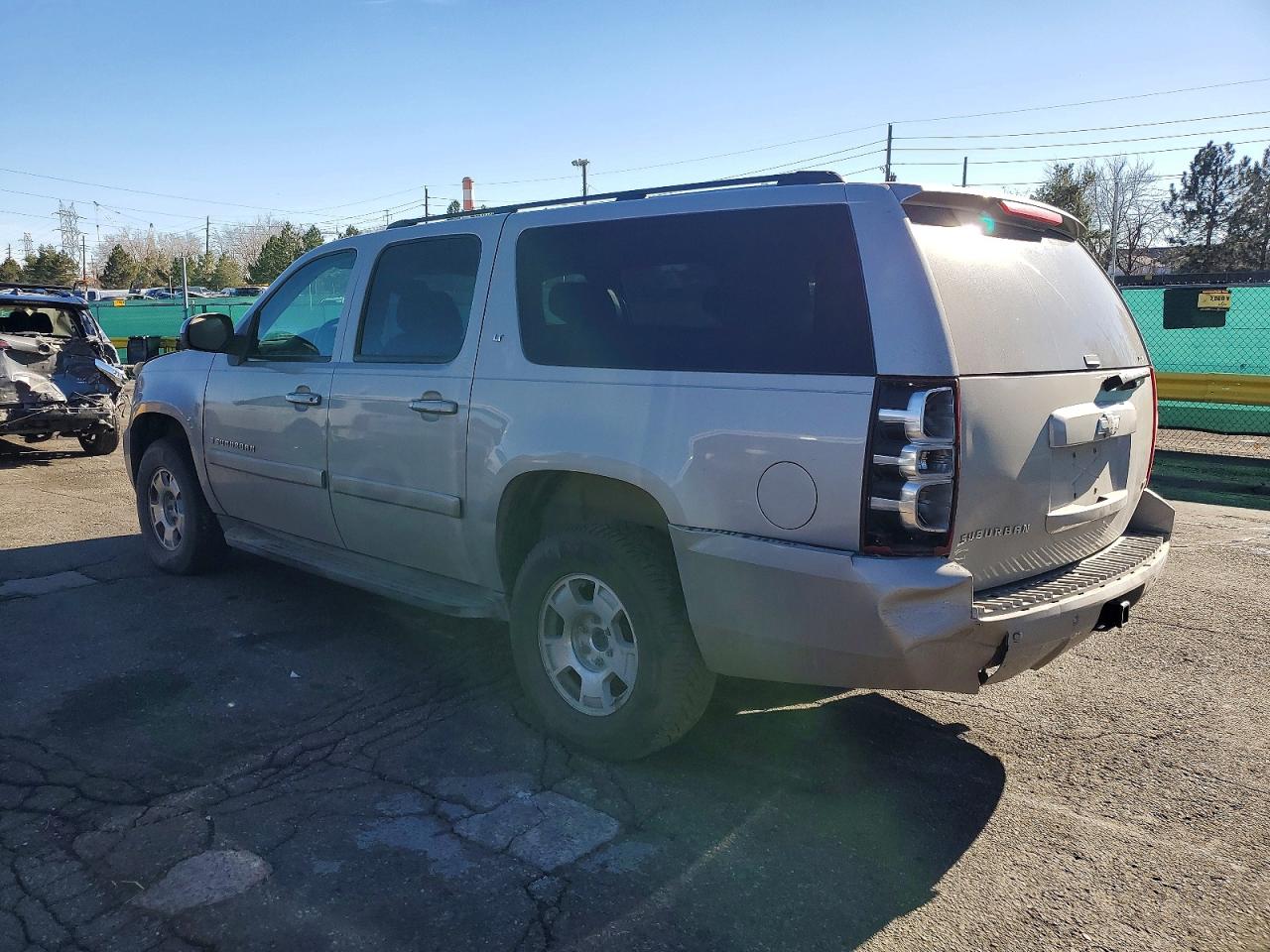 2008 CHEVROLET SUBURBAN K1500 LS photo 2