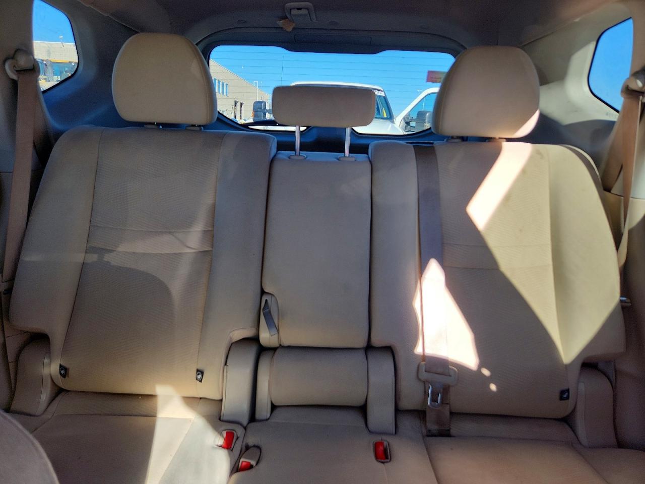 2016 NISSAN ROGUE S photo 19