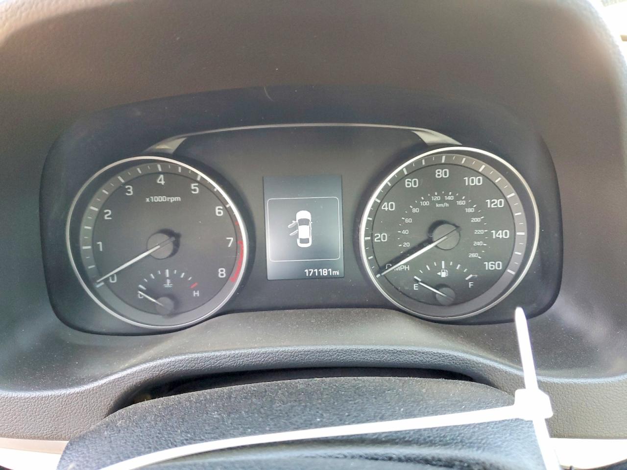 2018 HYUNDAI ELANTRA VALUE EDITION photo 9