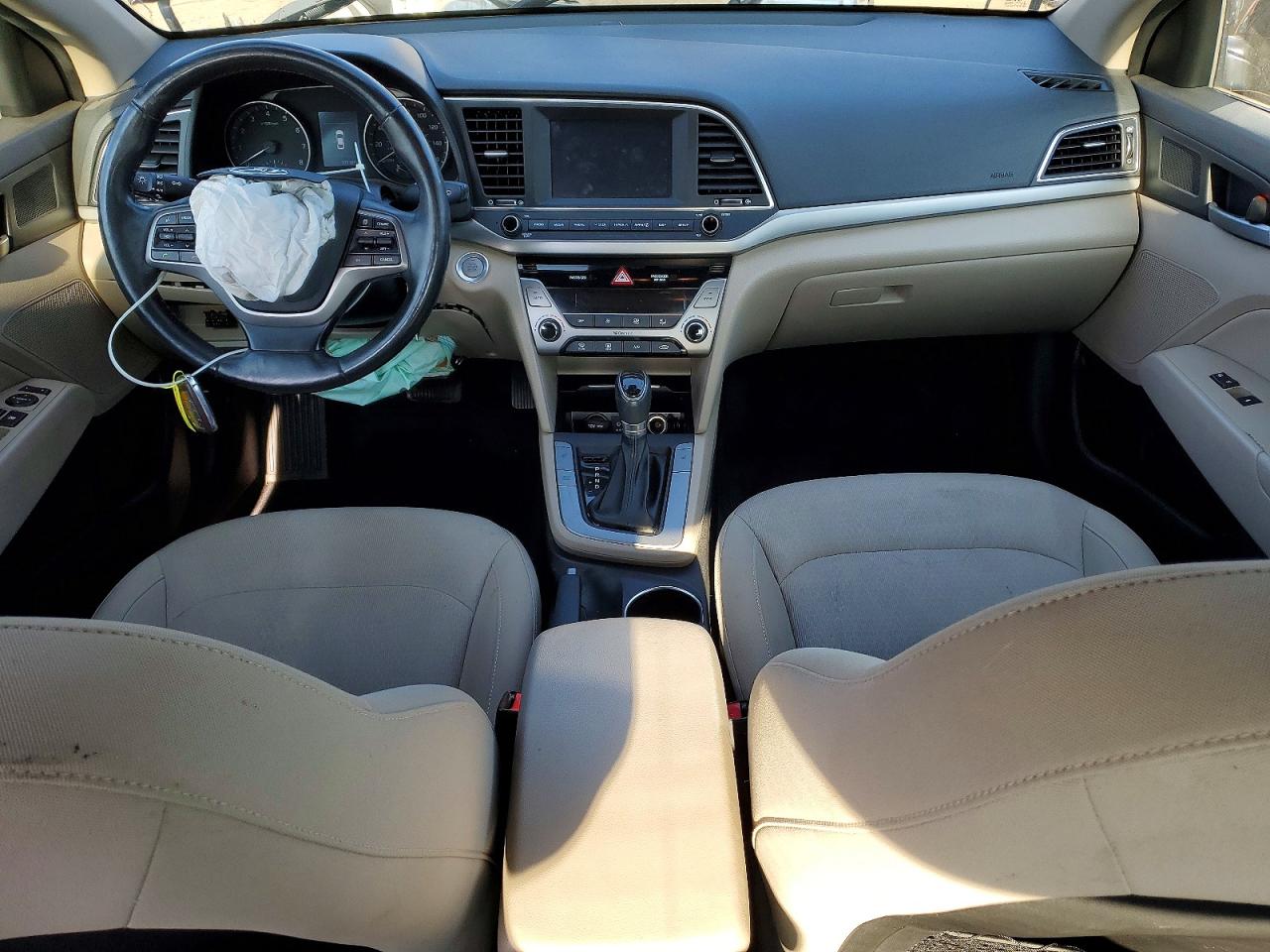 2018 HYUNDAI ELANTRA VALUE EDITION photo 8