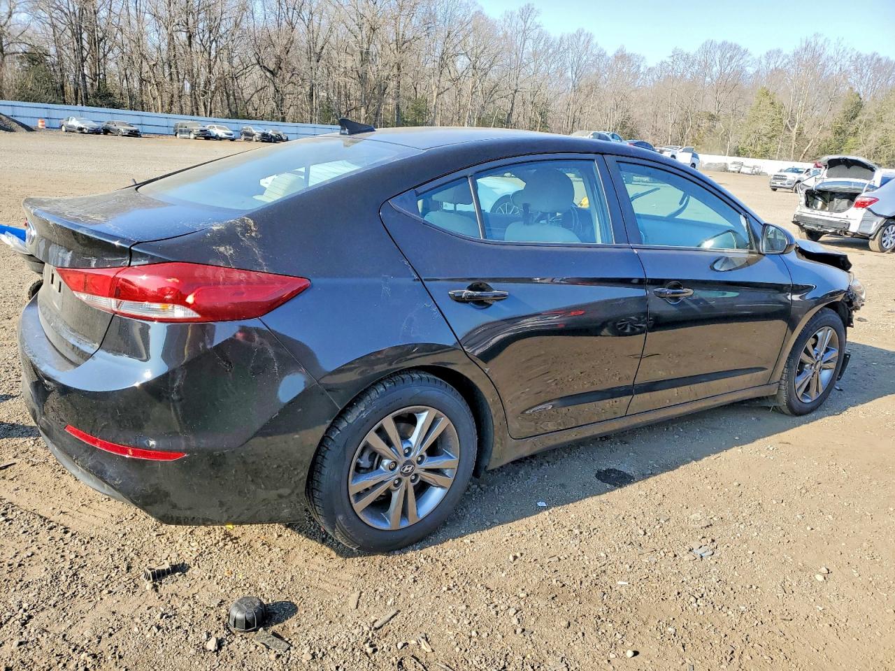 2018 HYUNDAI ELANTRA VALUE EDITION photo 3