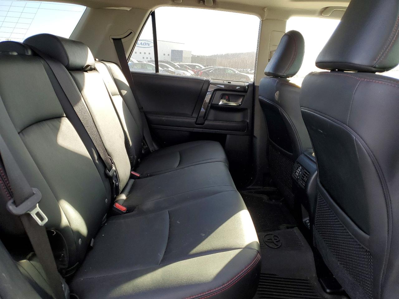 2022 TOYOTA 4RUNNER SR5 PREMIUM photo 11