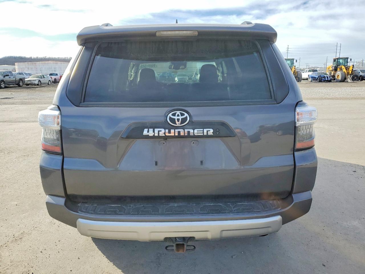 2022 TOYOTA 4RUNNER SR5 PREMIUM photo 6