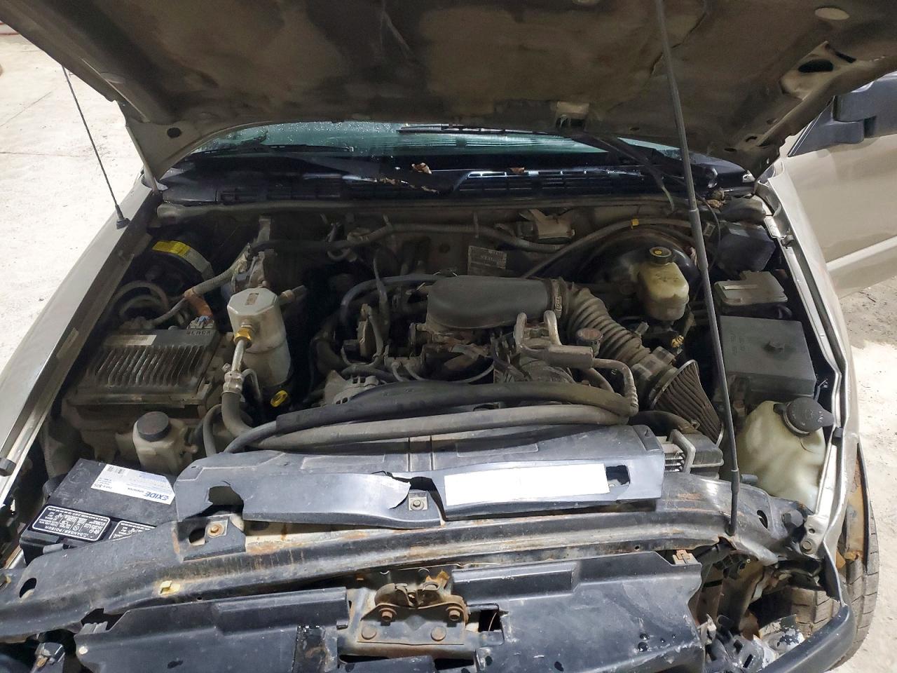 2000 CHEVROLET S TRUCK S10 photo 11
