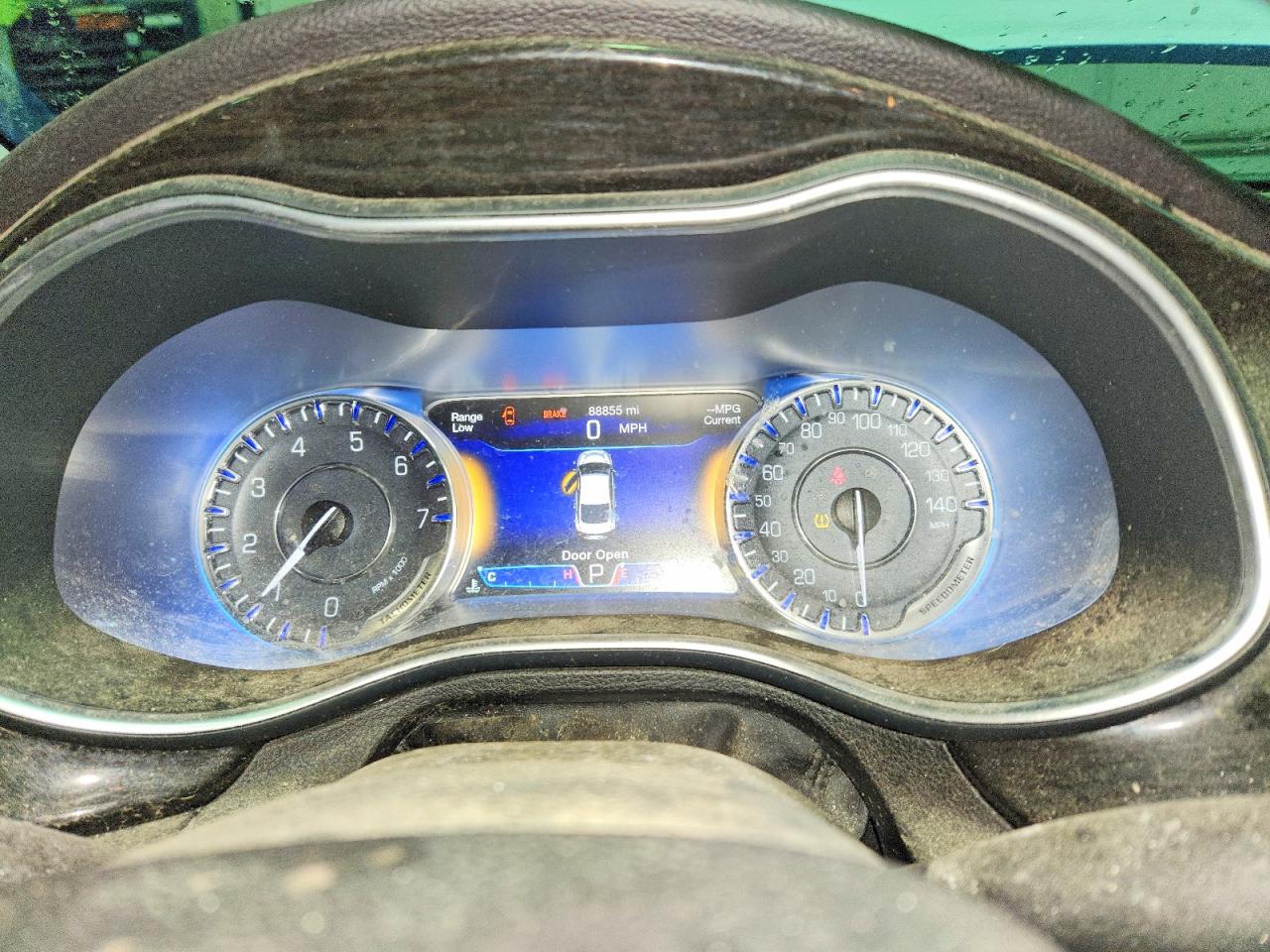 2015 CHRYSLER 200 C photo 9