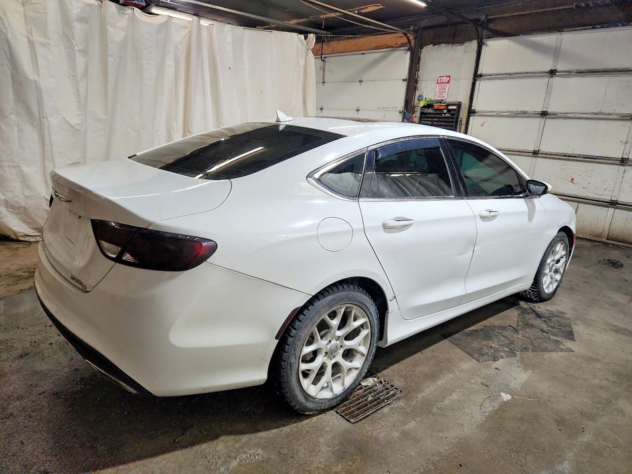 2015 CHRYSLER 200 C photo 3
