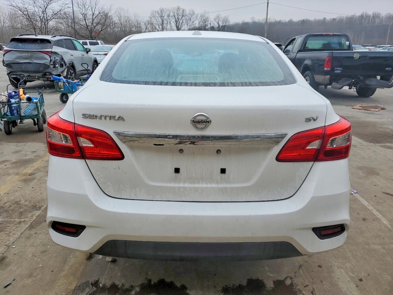 2019 NISSAN SENTRA S photo 6