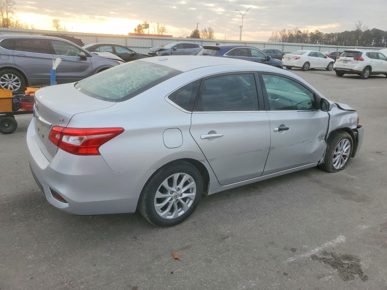 2018 NISSAN SENTRA S photo 3
